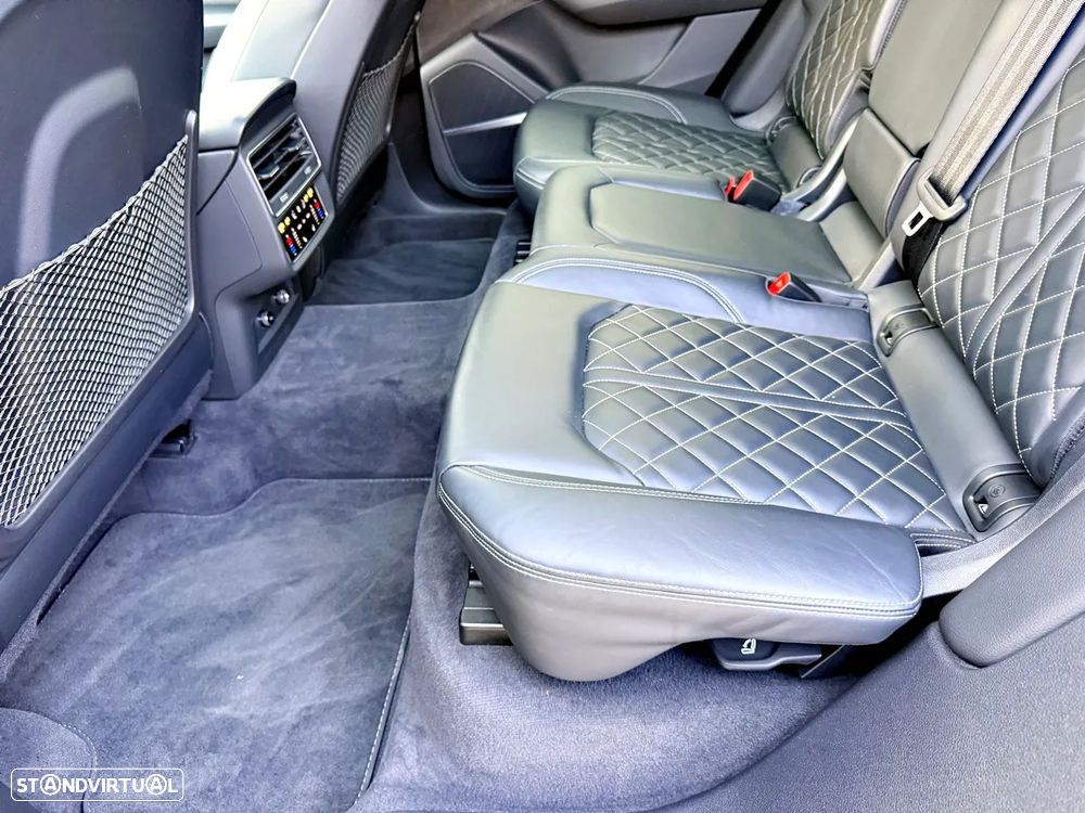 Audi SQ8 S TFSI quattro tiptronic - 39