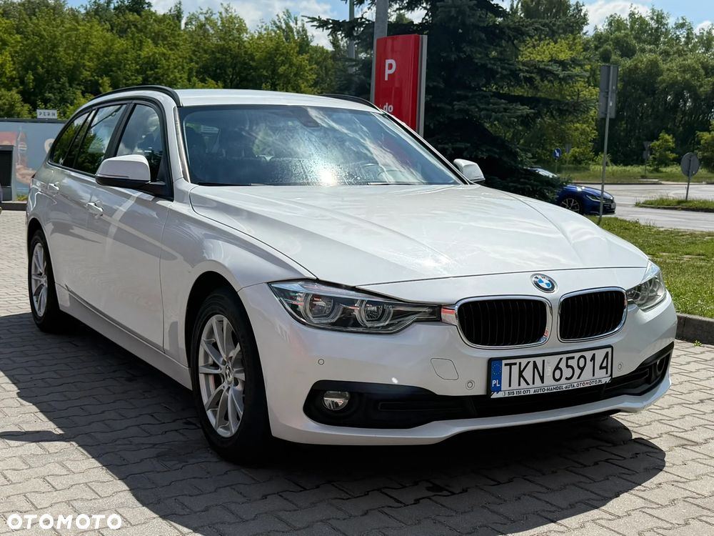BMW Seria 3 318d M Sport Shadow - 18