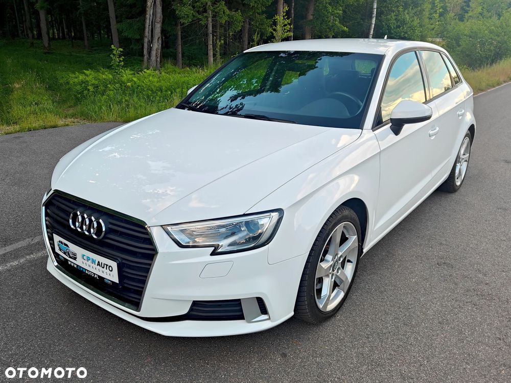 Audi A3 Sportback - 2
