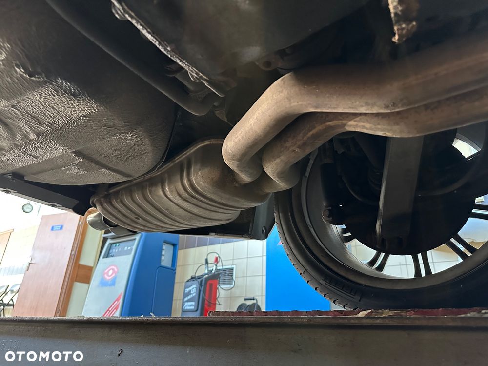 BMW Seria 3 - 36
