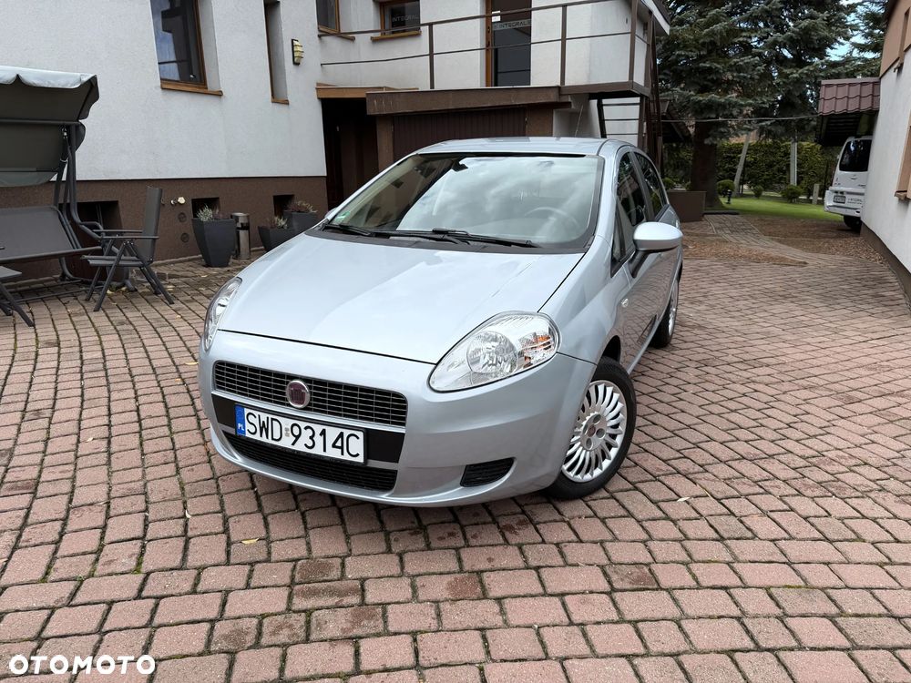 Fiat Grande Punto 1.2 8V Dynamic - 2