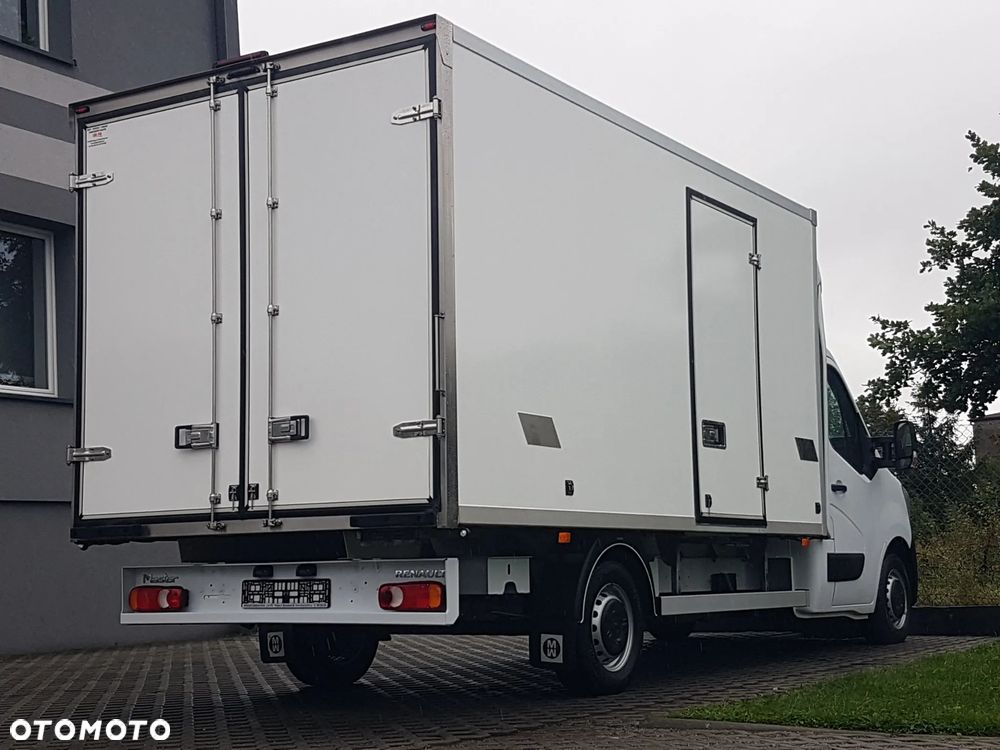 Renault MASTER 8EP CHŁODNIA 4,20x2,10x2,00 IZOTERMA AGREGAT CARRIER FUNKCJA GRZANIA KLIMA  KRAJOWY - 29