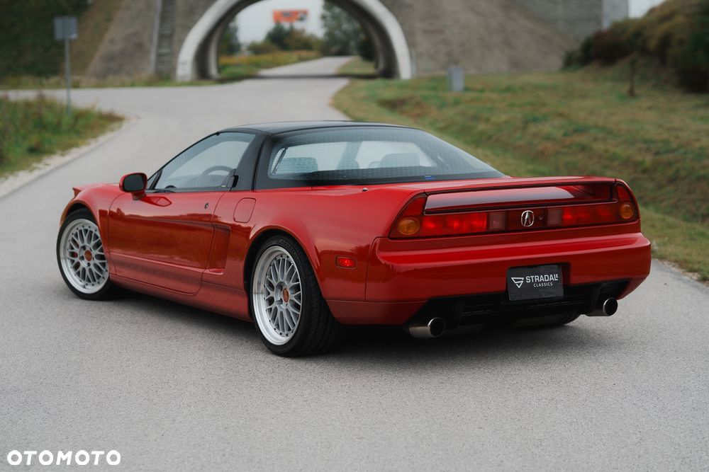 Acura NSX - 11