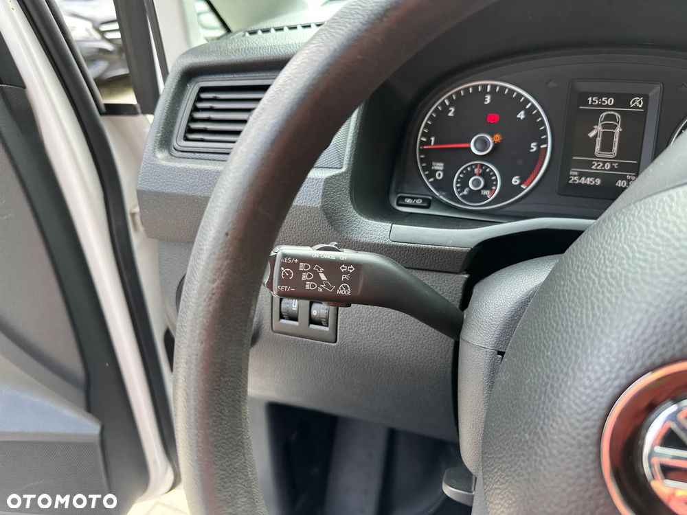 Volkswagen Caddy - 10