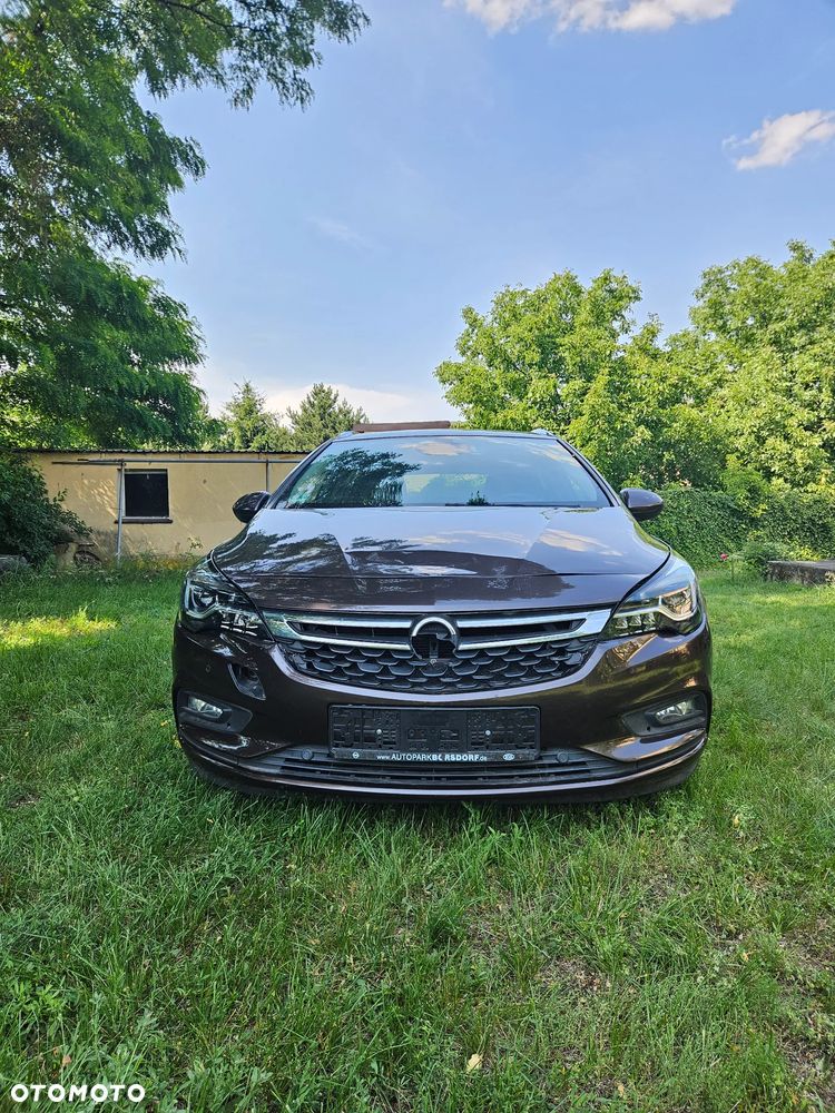 Opel Astra 1.6 CDTI Elite S&S - 2