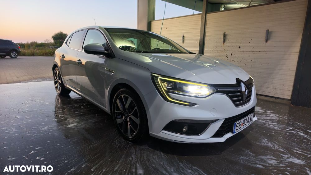 Renault Megane ENERGY dCi 130 Start & Stop Bose Edition - 2