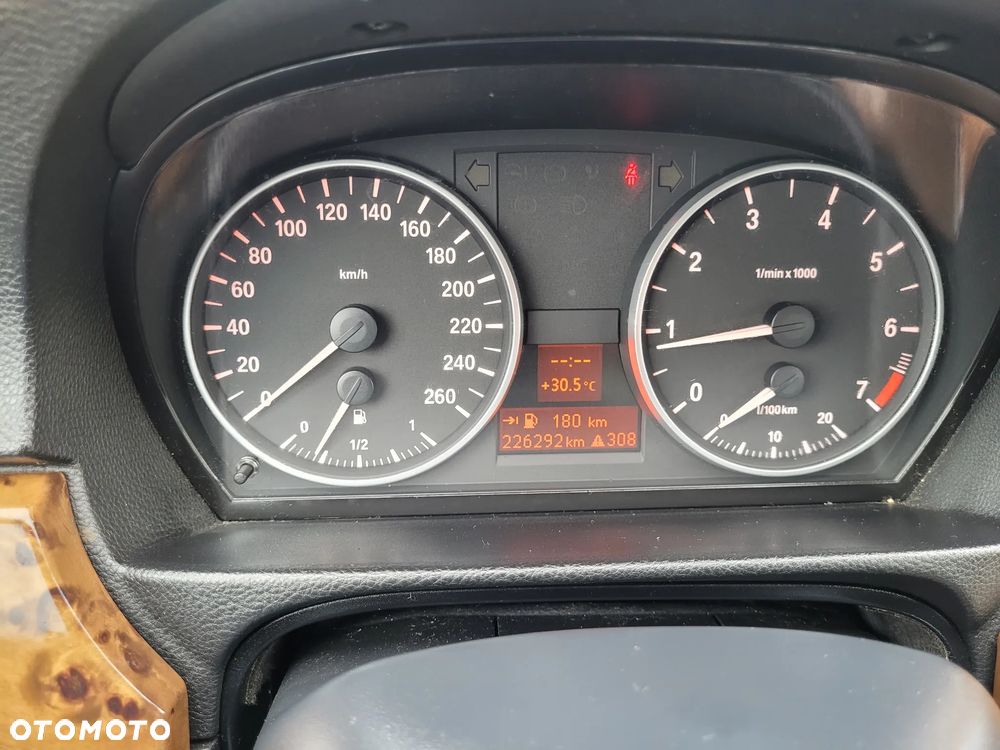 BMW Seria 3 - 11