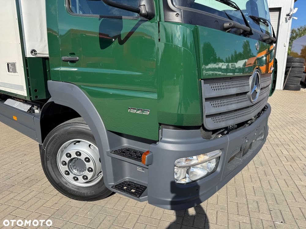 Mercedes-Benz ATEGO - 15