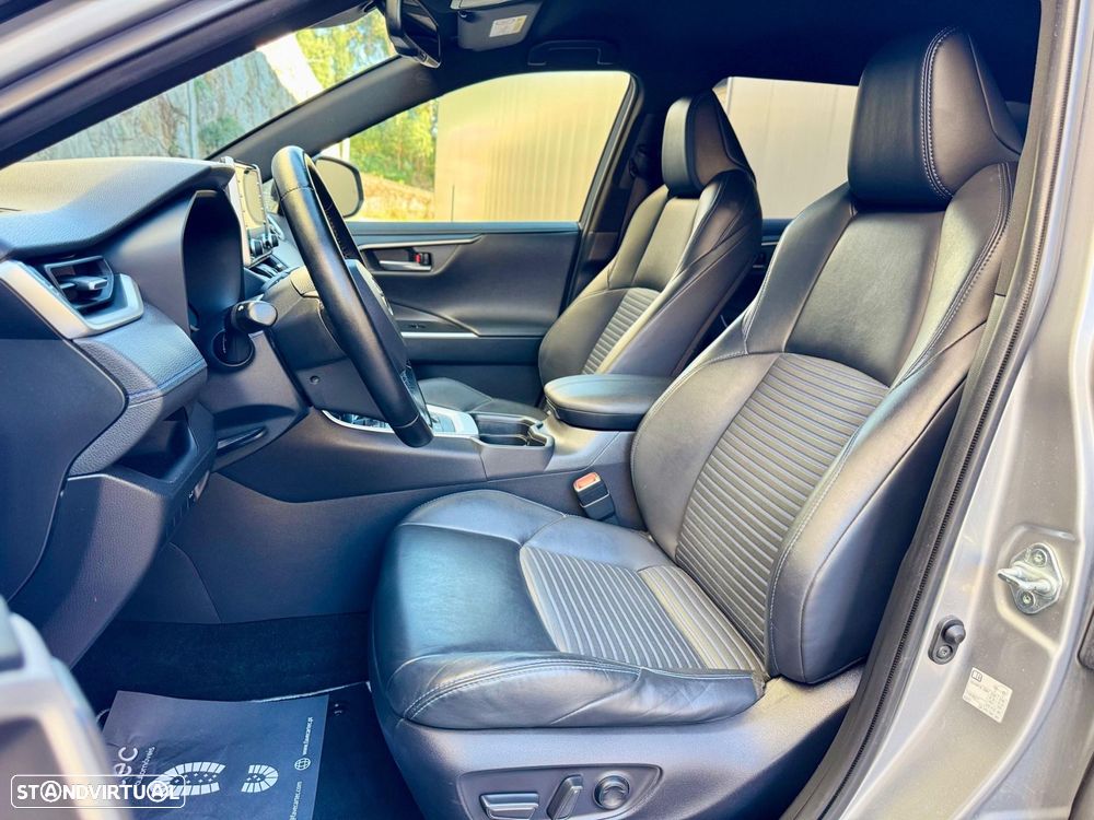 Toyota RAV4 2.5 HDF Black Edition - 50