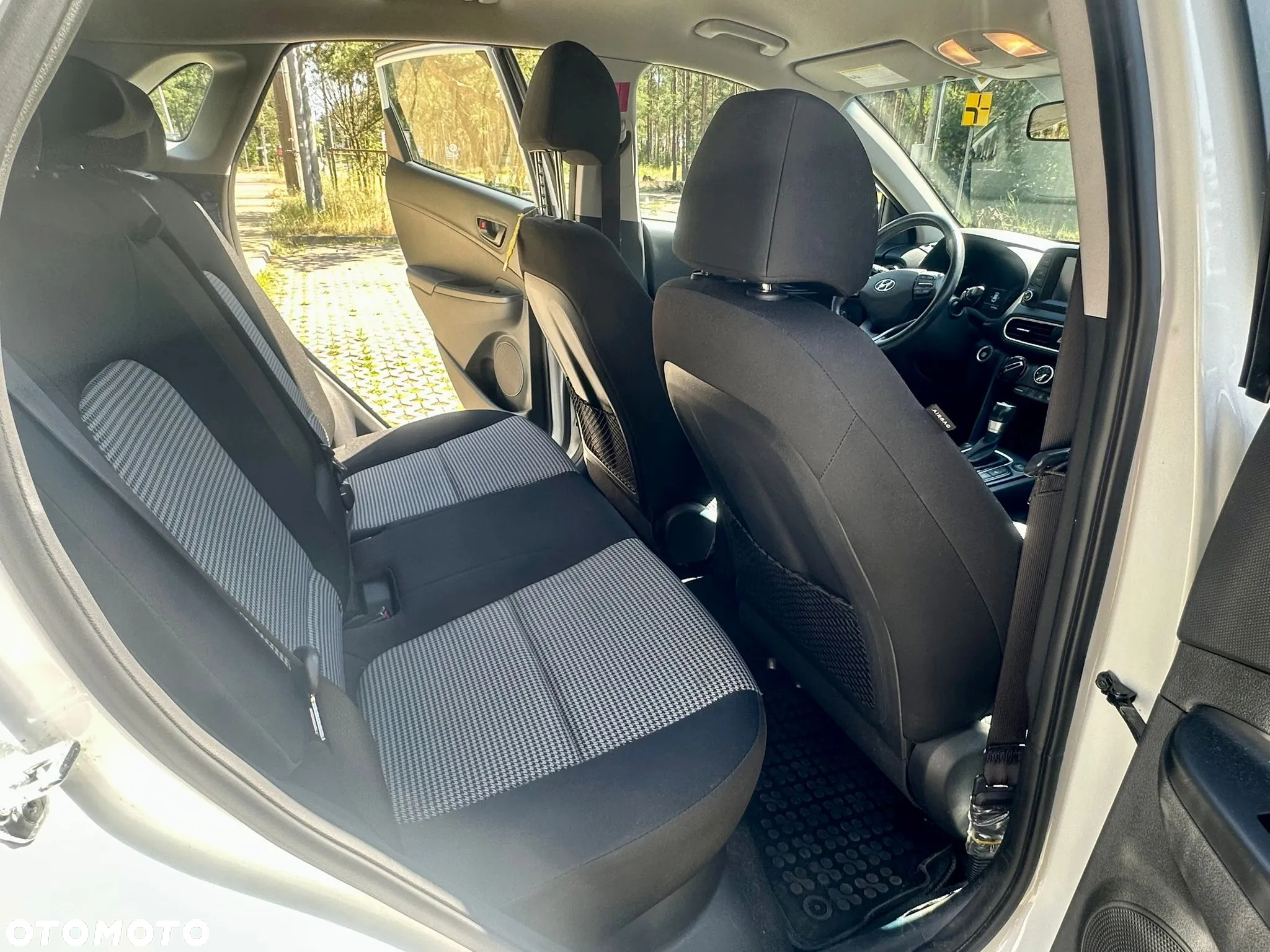 Hyundai Kona - 21