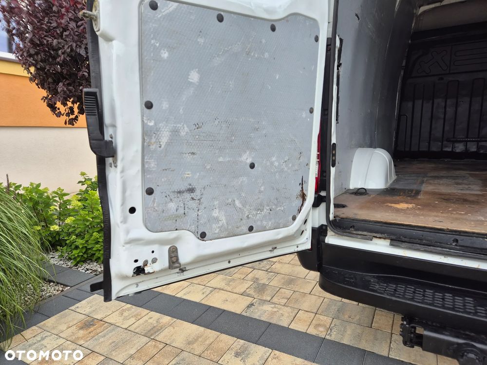 Iveco DAILY 35S15 3.0 L3H2 KLIMATRONIK  TEMPOMAT 189.000KM SERWIS - 23