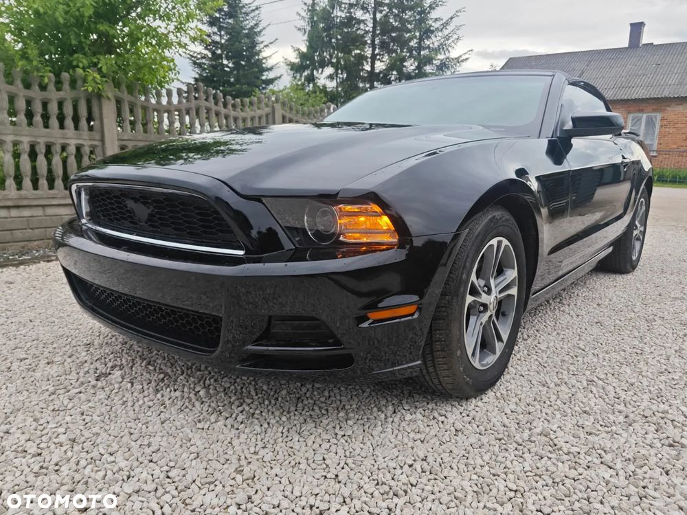Ford Mustang 3.7 V6 Premium - 2