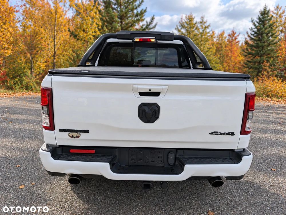RAM 1500 Crew Cab Shortbed Bighorn - 5