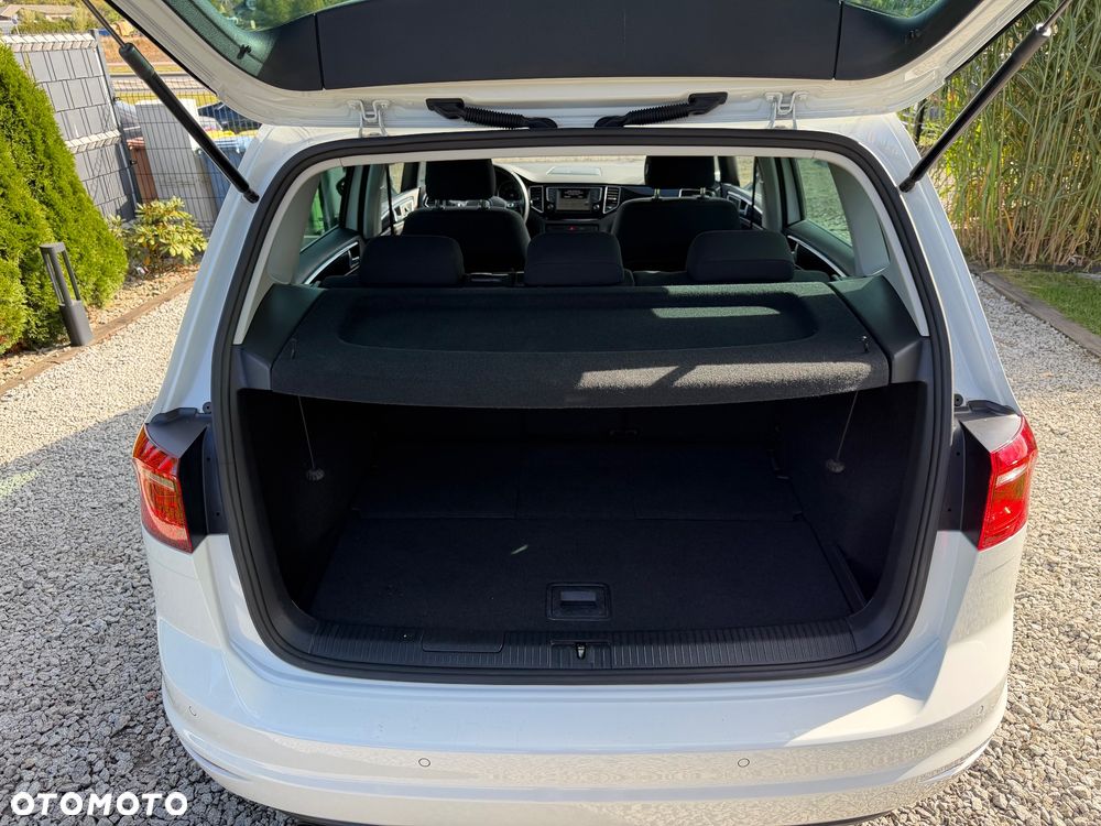 Volkswagen Golf Sportsvan - 9