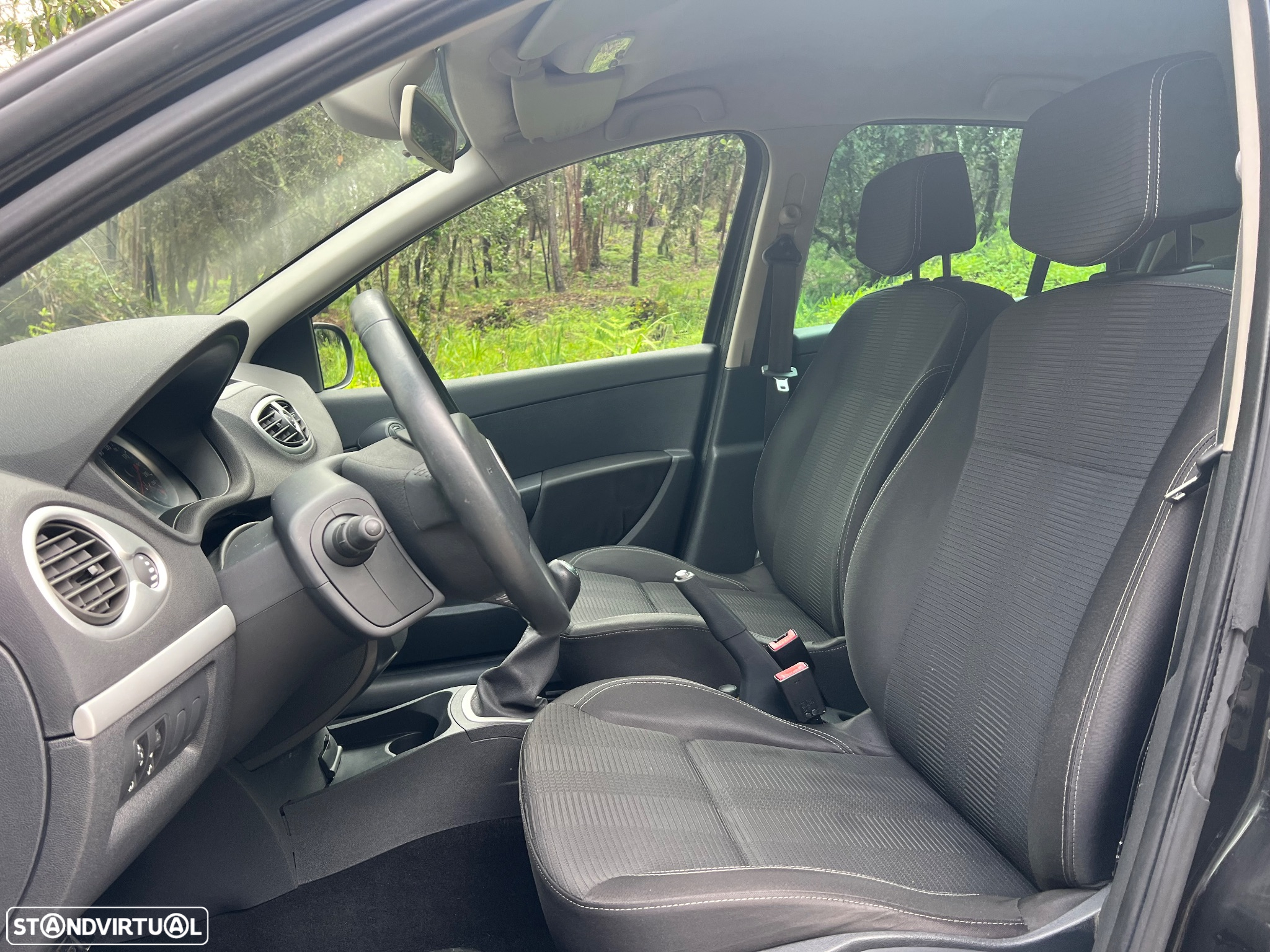 Renault Clio 1.2 16V Dynamique Sport Edition - 8