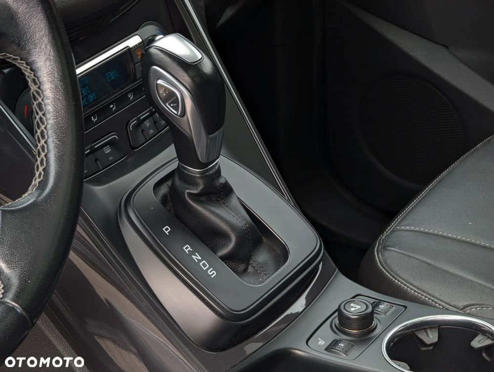 Ford Kuga 2.0 TDCi 4x4 Titanium - 31