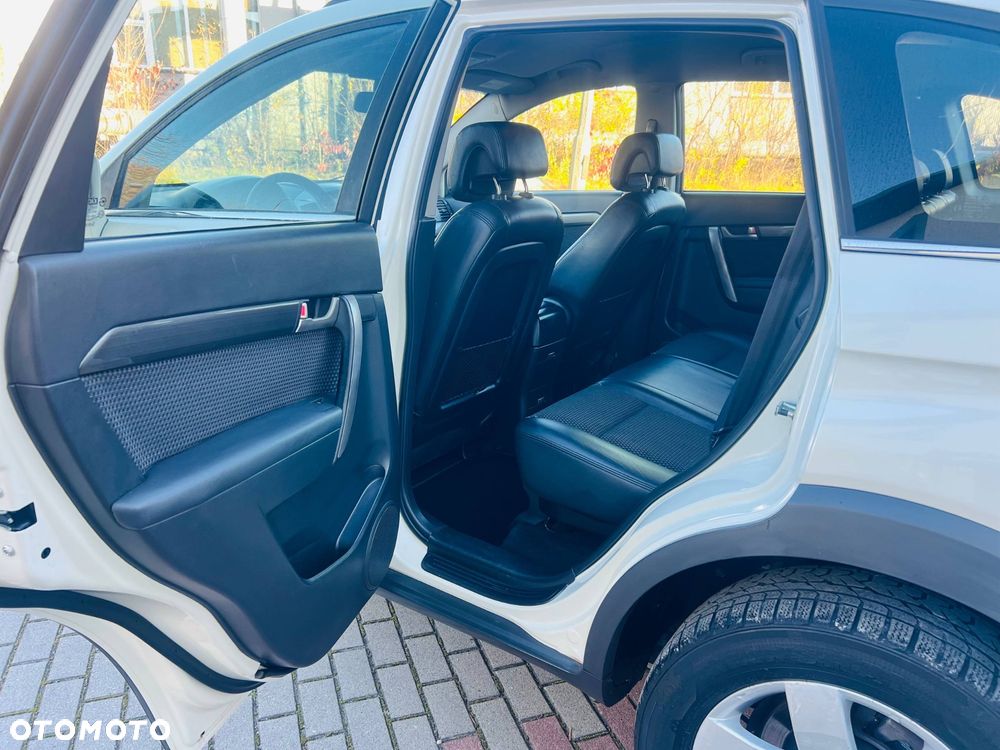 Chevrolet Captiva 2.0 d LS - 17