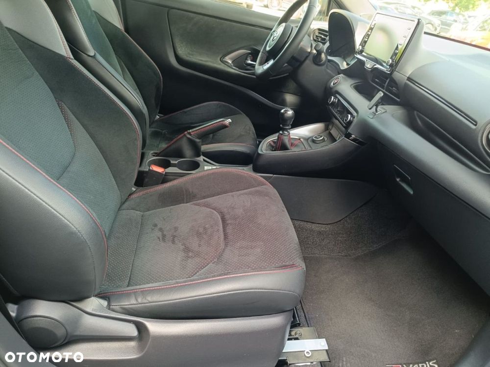 Toyota GR Yaris - 23
