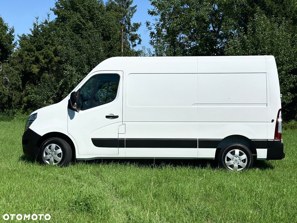 Nissan Interstar - 25