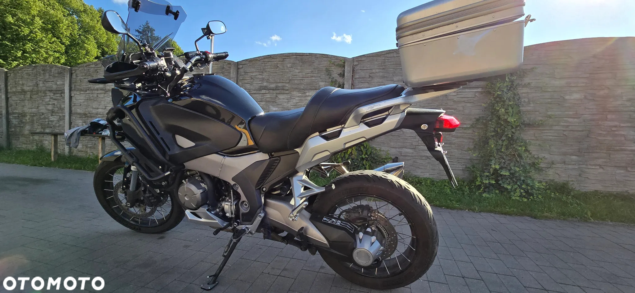 Honda VFR - 2