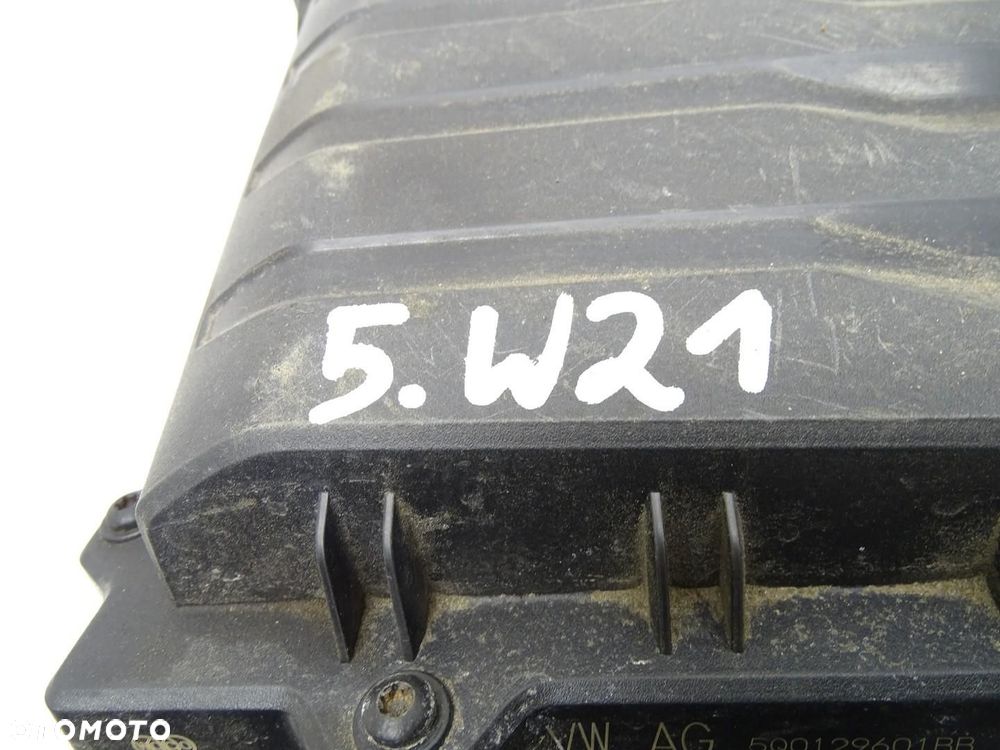 OBUDOWA FILTRA POWIETRZA 5Q0129620E 1.5 TSI DAD AUDI A3 8V LIFT OCTAVIA III - 9