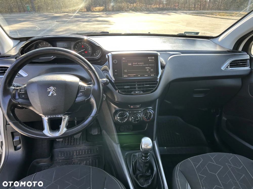 Peugeot 2008 1.5 BlueHDi Active S&S - 21