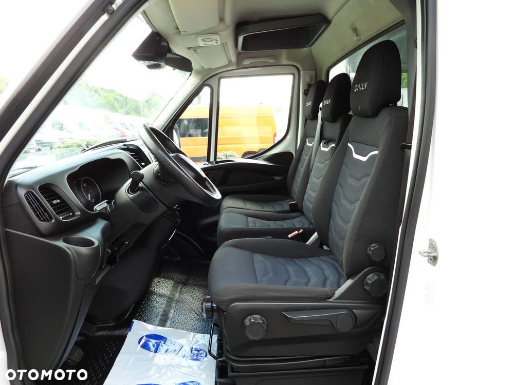 Iveco DAILY 35S18 PLANDEKA 10 PALET WEBASTO TEMPOMAT NAWIGACJA LEDY KLIMATYZACJA  180KM - 28