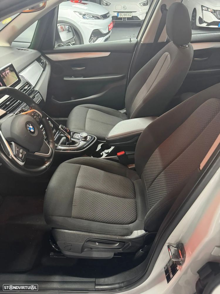 BMW 216 Gran Tourer d Aut. Advantage - 25
