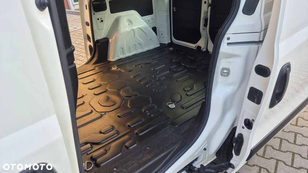Fiat Doblo Kombi 1.3 MJ Active - 11