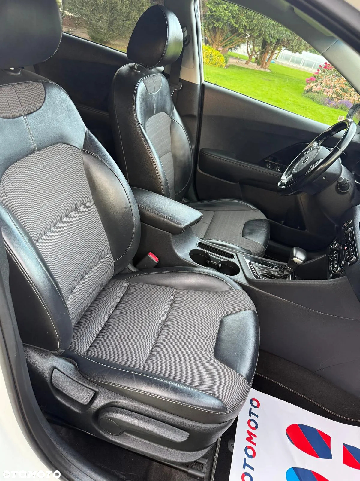 Kia Niro 1.6 GDI HEV 2WD OPF Vision - 12