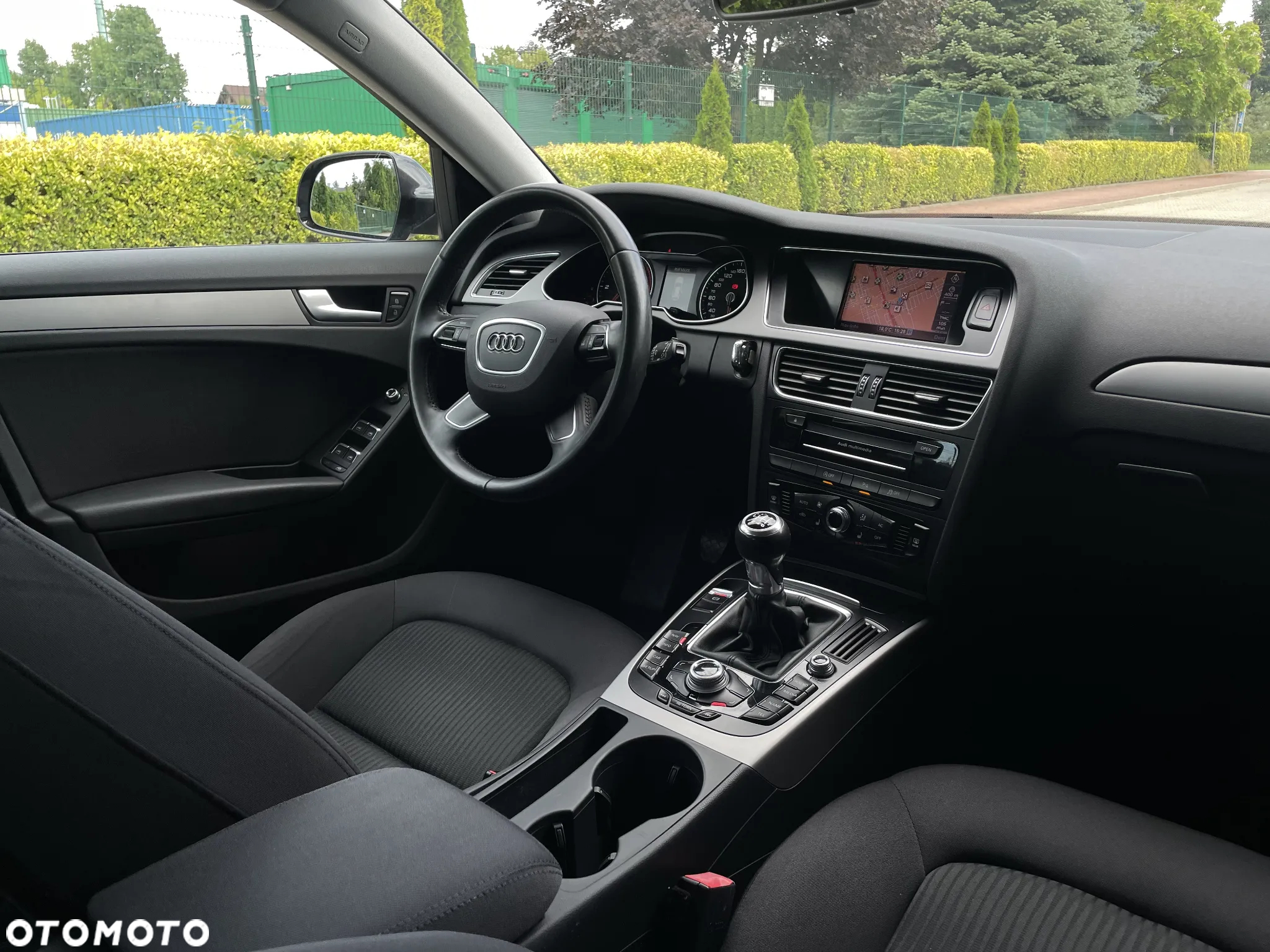 Audi A4 Avant 2.0 TDI DPF Attraction - 12