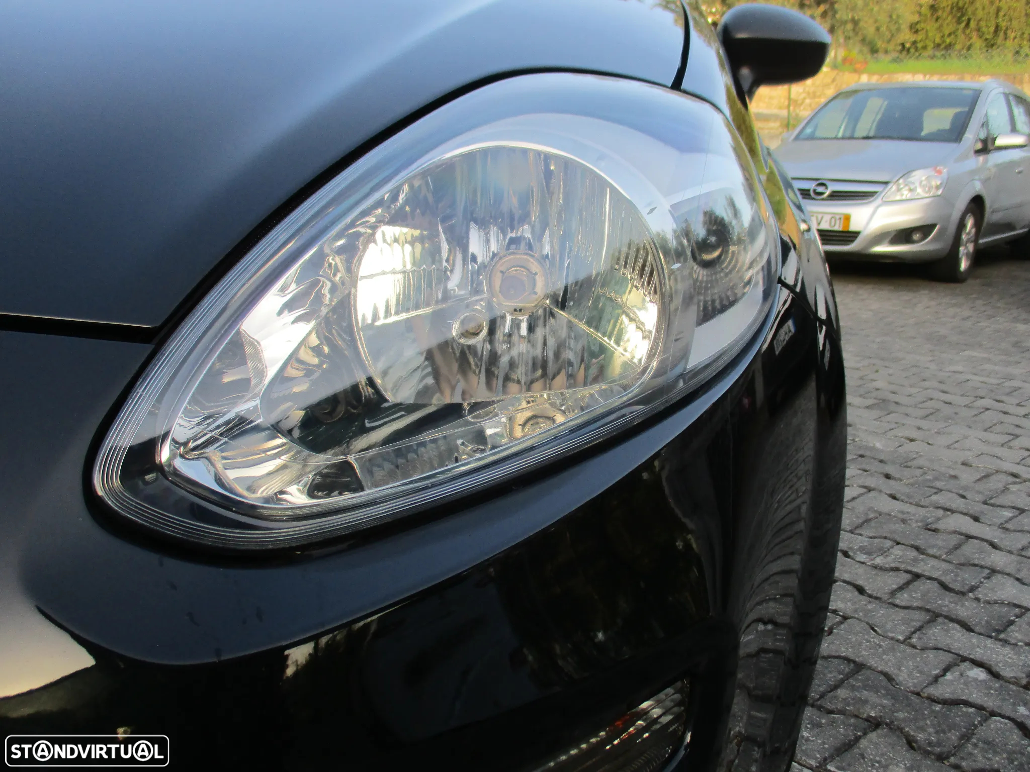 Fiat Punto 1.3 M-Jet Lounge S&S - 4