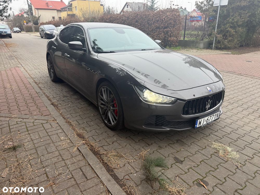 Maserati Ghibli GranLusso - 2