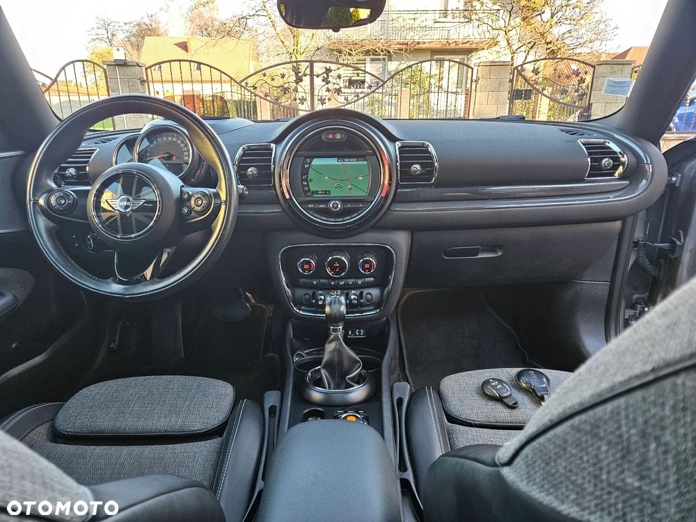 MINI Clubman One Blackyard - 34