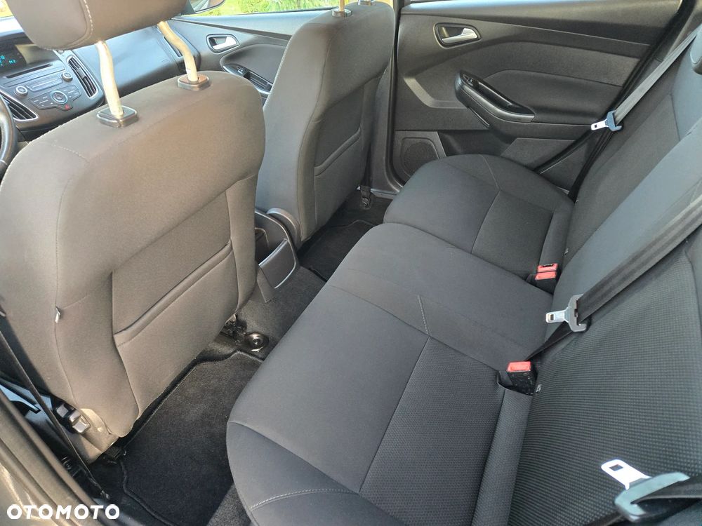 Ford Focus ver-1-0-ecoboost-start--stopp--system-active-x - 20