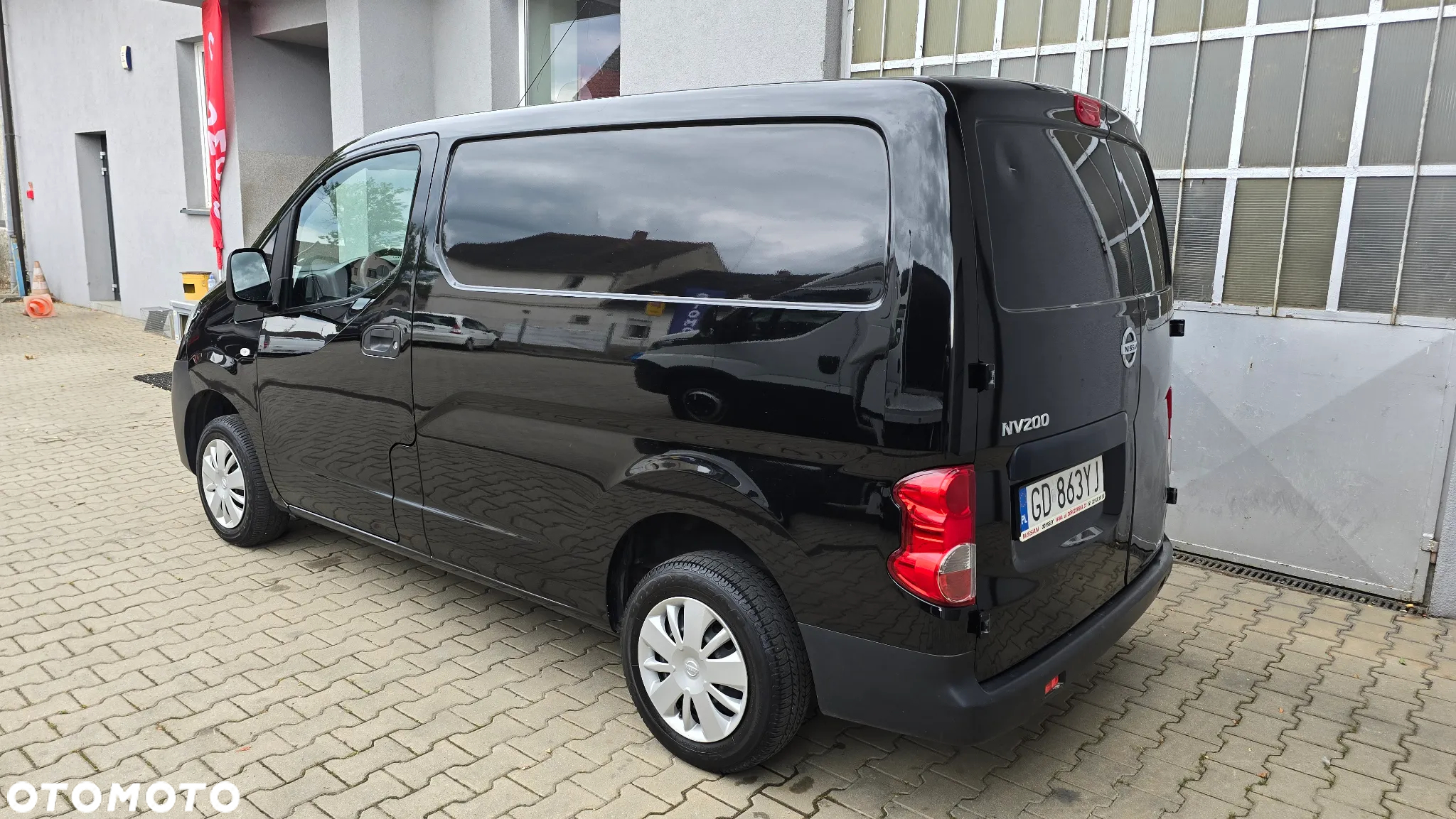 Nissan NV 200 - 4