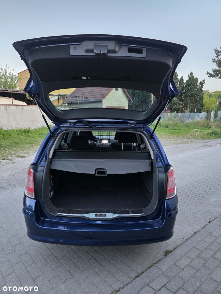 Opel Astra 1.8 Sport - 18
