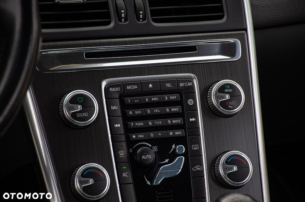 Volvo XC 60 D4 Summum - 33