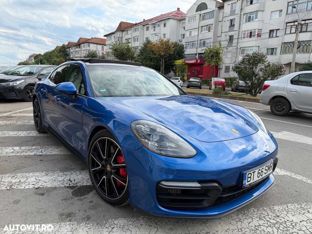 Porsche Panamera GTS - 1