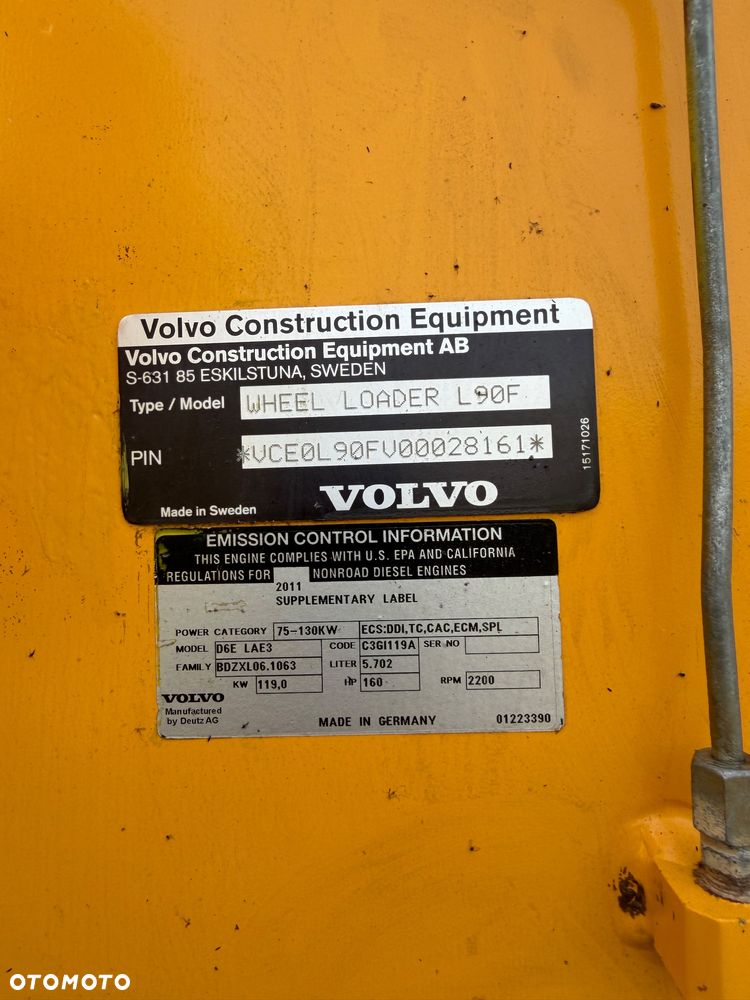 Volvo L90F - 12