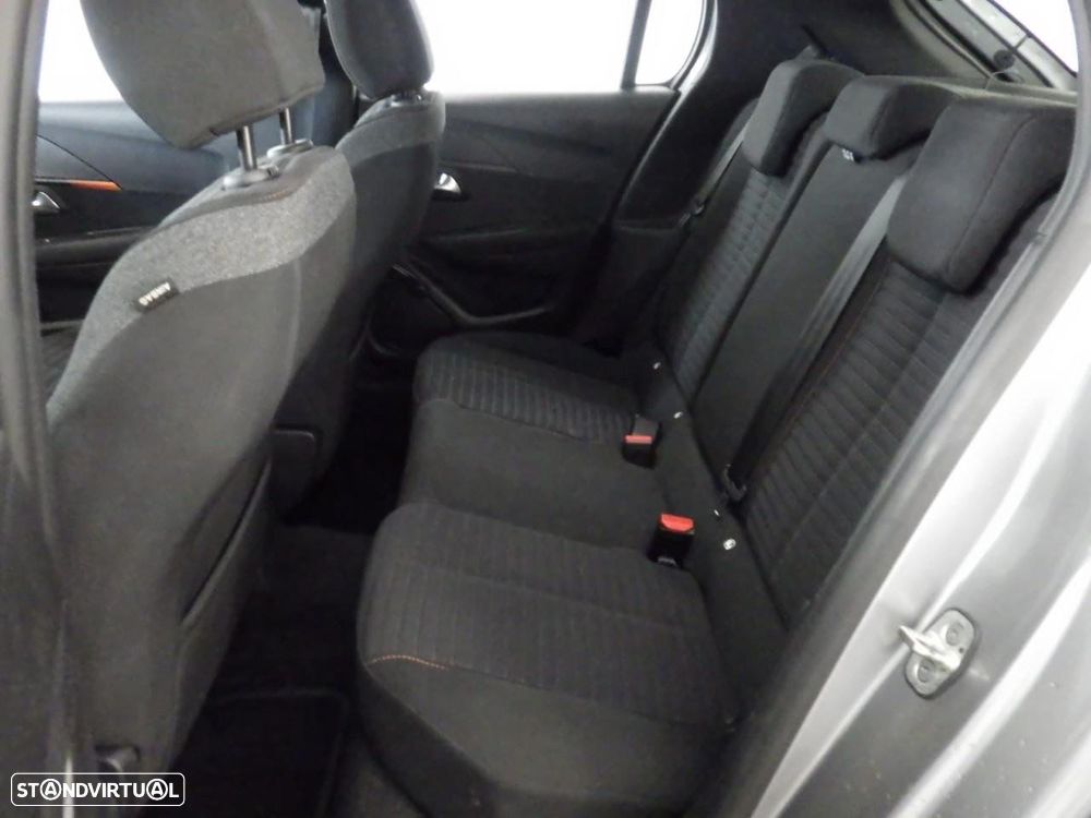 Peugeot 208 1.2 PureTech Active - 6