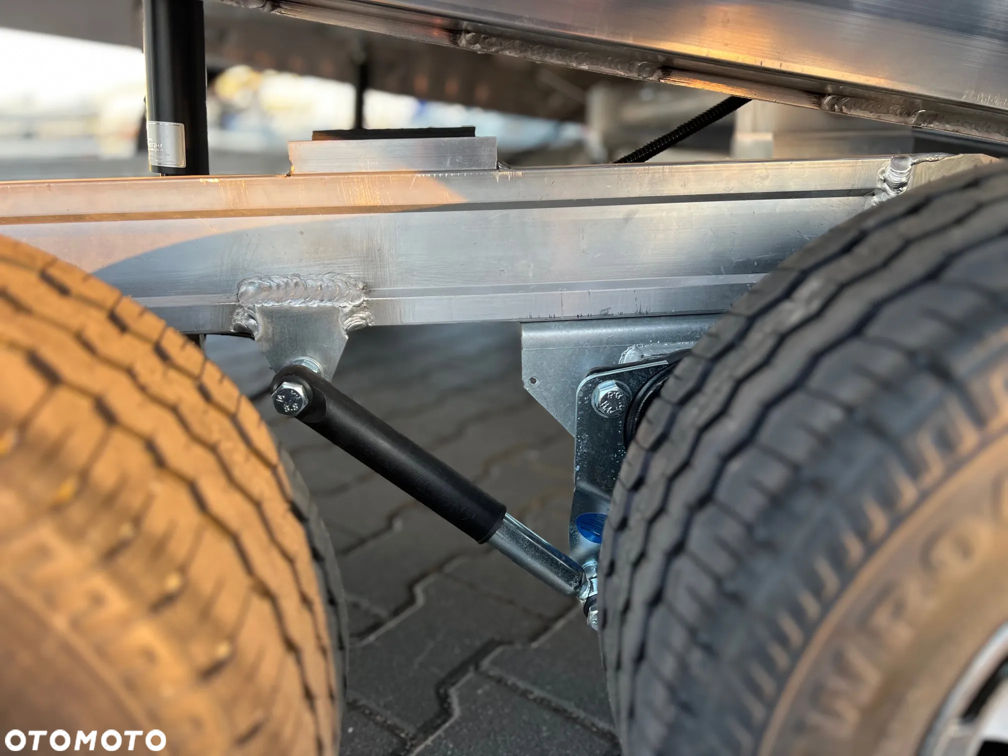 Głowacz Alu Car Transporter - 17