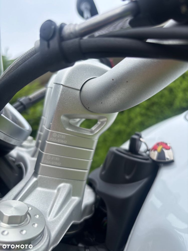 BMW R - 7