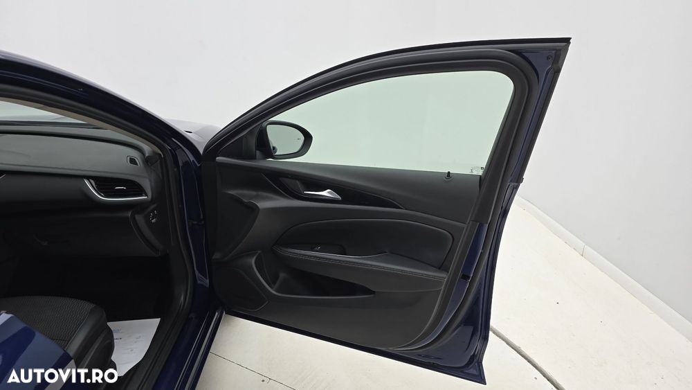 Opel Insignia - 18