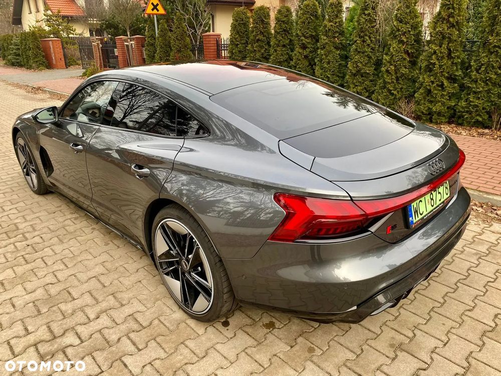Audi RS e-tron GT quattro - 14