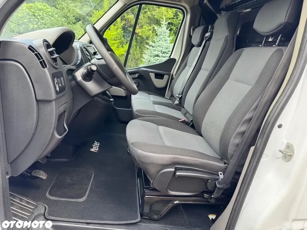 Renault Master - 10