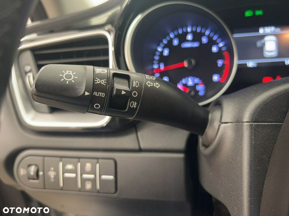 Kia XCeed 1.5 T-GDI L - 25