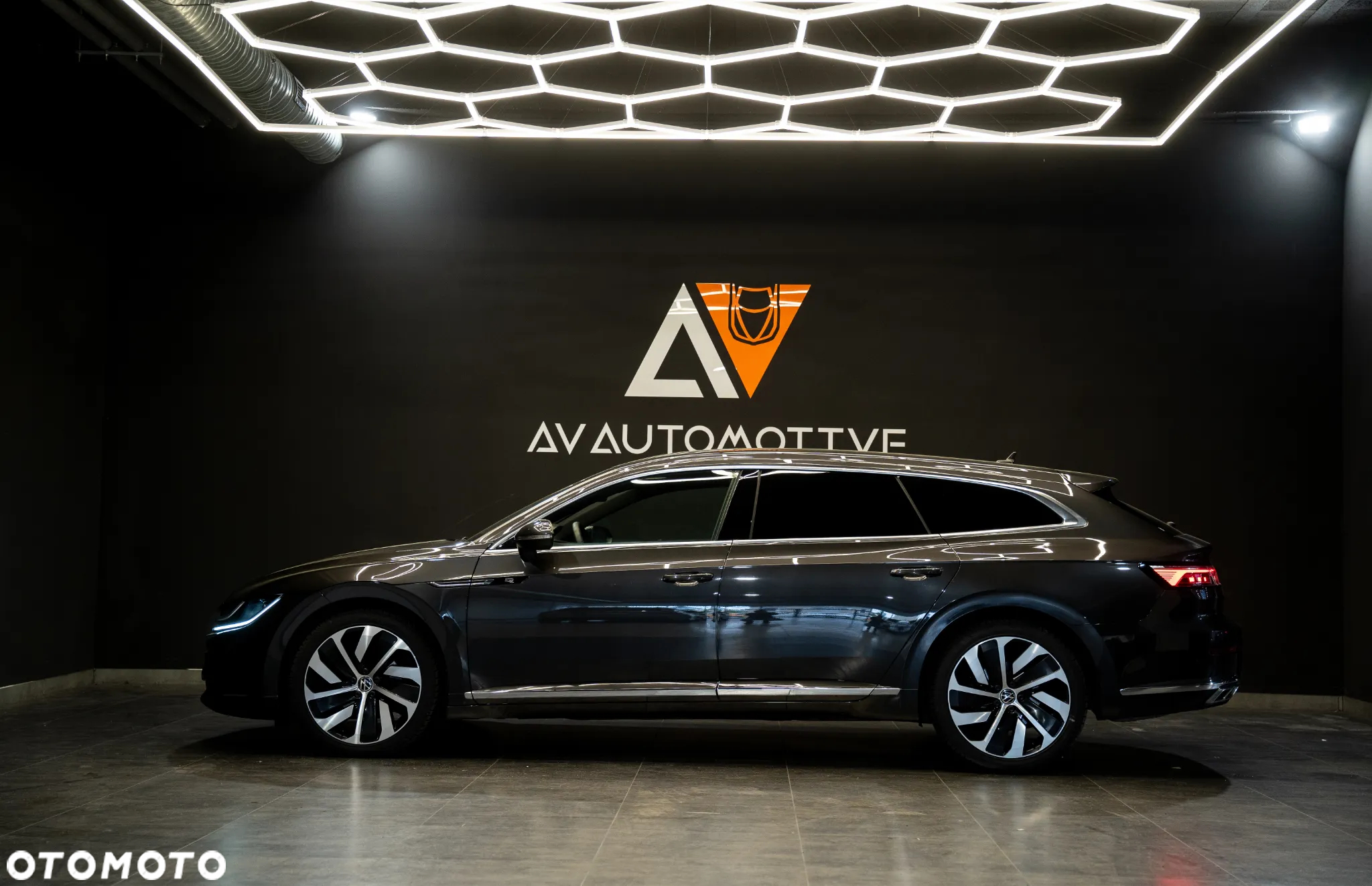 Volkswagen Arteon 2.0 TSI R-Line DSG - 5