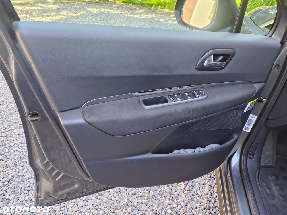 Peugeot 3008 - 12