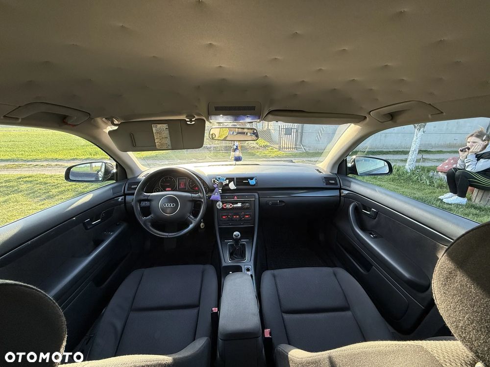 Audi A4 Avant - 17
